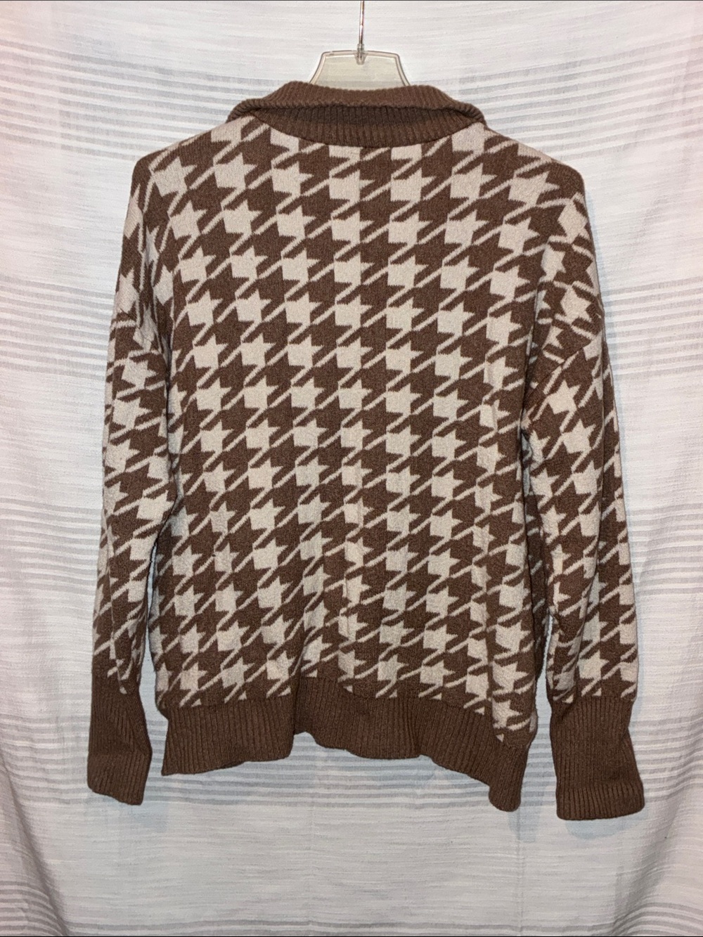 Glyder, 1/4 Zip Sweater, Women’s M, Taupe and White - Picture 3 of 8